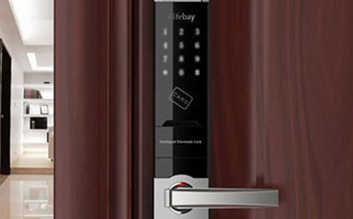 梁山24小时上门开锁公司